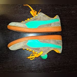 PUMA Men's 9.5 - grey suede, yellow and green Like New